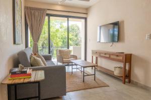 Micaela Bacalar Condos