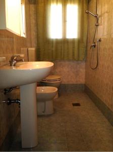 Waterfront apartment for 5 guests in Rosolina Mare