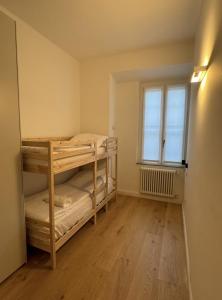 Cernobbio Center - Modern Apartment with Parking