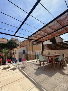 La corniche familiale - magnifique maison avec jardin et piscine à deux pas de la plage