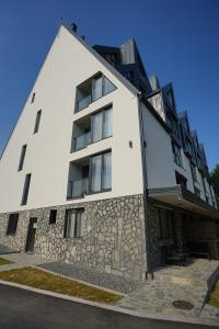 Green Hills Susic II