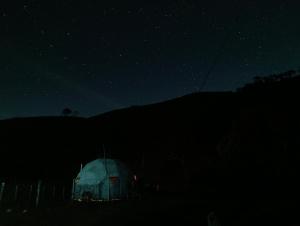 Domo com Cachoeiras e Hidromassagem, perto de Campos do Jordão SP