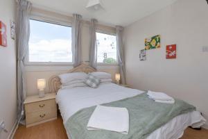 Edinburgh Bungalow Royal Infirmary Hospital Airport Free Moet And Parking B