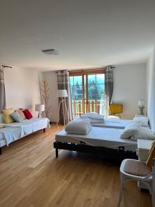 PetitChevrier - 6BR Spacious Chalet in Villars - Designed for Accessibility