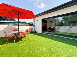 Appartements Modern 2 bedroom house, sleeps up to 6 : photos des chambres