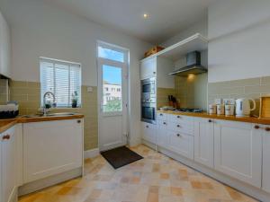 3 Bed in Bexhill on Sea BT037