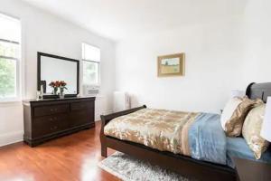 Warm 3 BR for U Near Manhattan View, 15 Min to NYC