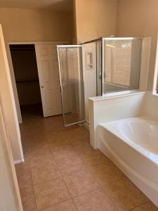 Goodyear Cul-De-Sac Master Bedroom