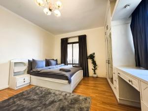 Modern 3BR Apartment Family Friendly Stay