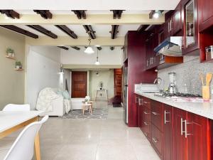 Panoramic Loft Unique Windows and Views