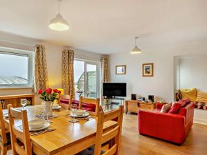 2 Bed in Newquay 73960