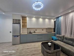 Apartment 1718 near the sea