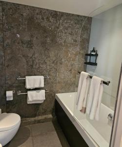 Chelsea, Mia Residence