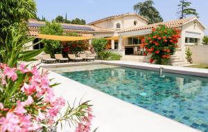Maisons de vacances 3 Bedroom Stunning Home In Rochefort : photos des chambres