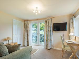 3 Bed in Keswick oc-sz194