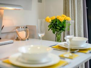 1 Bed in Highcliffe 90444