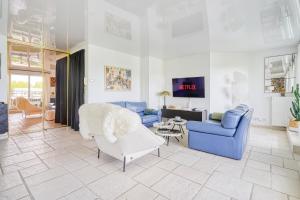 Appartements Sejour Luxe - Proche Versailles et Paris : photos des chambres