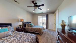 Tee Time at Coral Ridge Resort