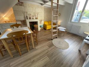 Appartements Le Cocon du Rempart Studio de charme avec mezzanine TOURS centre : photos des chambres