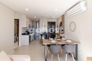 New and fresh 2 bedroom apt in Villa Morra