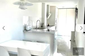 Ático céntrico con terraza privada y plaza de garaje