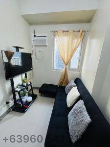 EMZ CHARM Staycation