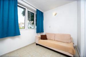 Palm street apartment near Dukley beach