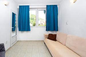 Palm street apartment near Dukley beach