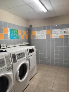 Appartements Studio - Piscine, proche du golf : photos des chambres