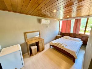 FLOWER PANSıYON KEKOVA