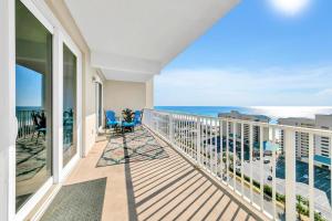 Laketown Wharf 1523 by Emerald Coast Retreats