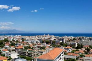 Luxury Vintage Rooftop Appartment