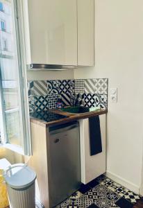 Appartements Nice studio with a terrace : photos des chambres