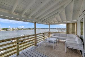 The Lumina Lookout by Sea Scape Properties