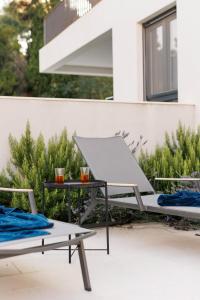 Time&Joy apartment with private pool