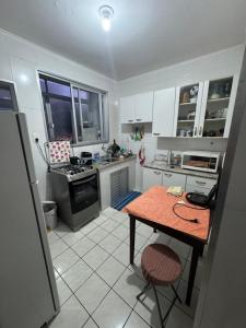 Quarto Privado Com Ar Condicionado e Estacionamento