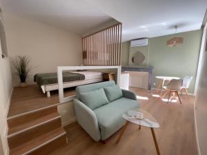 Hôtel particulier BelPel & Spa Appartement Daurel - 3hvězdičkové hotely ve městě Bessan