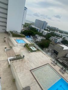 Moderno Apto cerca del Mar y Aeropuerto