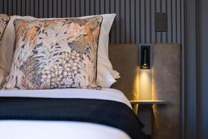 Cape Town Studio - Table Mountain Views, Gym, Free Parking, Free WiFi