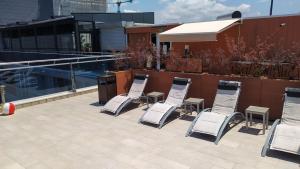 Turquoise Sunrise Apartment