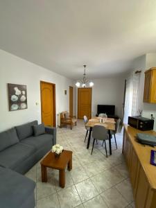 Koutrakis apartment