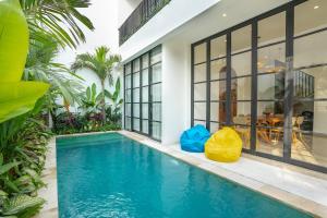 Spacious 3BR Pool Villa Near Beach Clubs