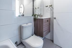 HT Depto con Estacionamiento en el Centro de Stgo