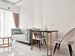 The Empire Tower Private Condo - New, Close to beach, Gym, Sauna, Pool