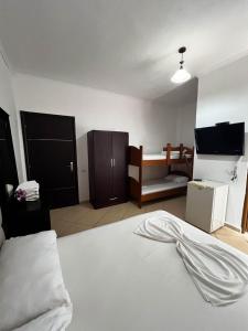 Hotel Rixhi