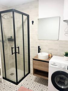 Modern studio in the center Viver B