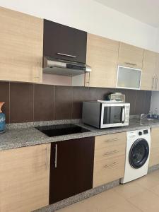 Appartement vue sur mer avec piscine