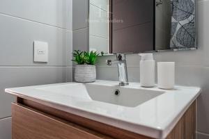 HT Hermoso Depto con Estacionamiento