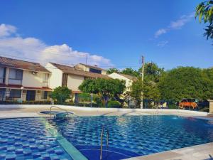 Alojamiento con piscina en Girardot - 3-star hotels in Girardot