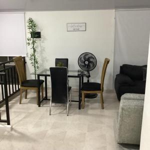 Alojamiento con piscina en Girardot